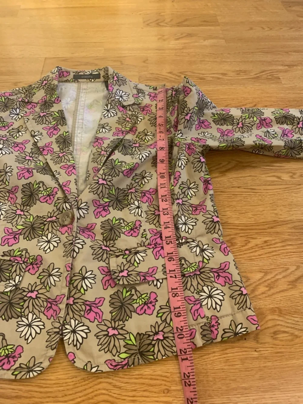 Liz Claiborne altered Floral Jean Jacket with Yellow Back Panel - Picture 10 of 12